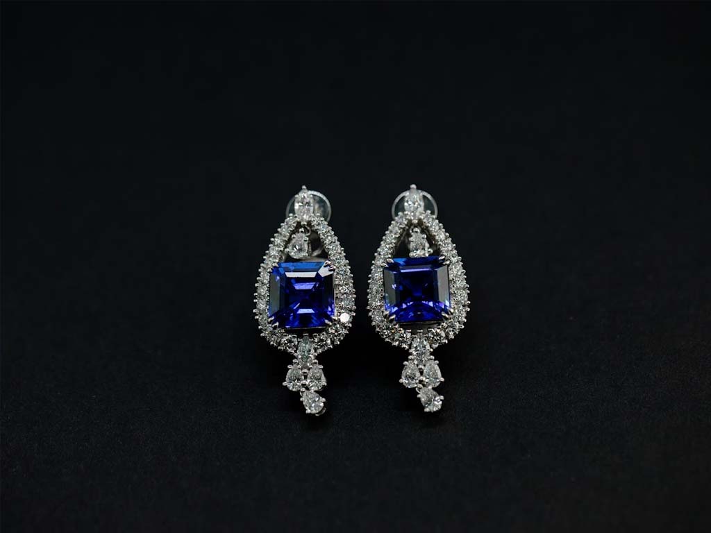 Stunning blue Tanzanite earrings, reflecting the rich hues of the Tanzanian sky, perfect for adding a touch of elegance to any outfit.