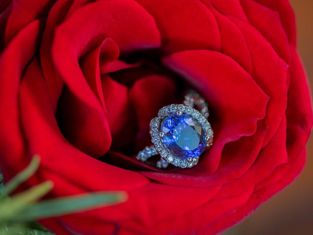 Elegant blue Tanzanite ring, featuring a stunning deep blue Tanzanite gemstone set in a beautifully crafted band, a symbol of elegance and style