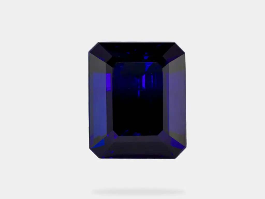 The tanzanite which has Tanzanite benefits , there is a difference Tanzanite And Blue Sapphire